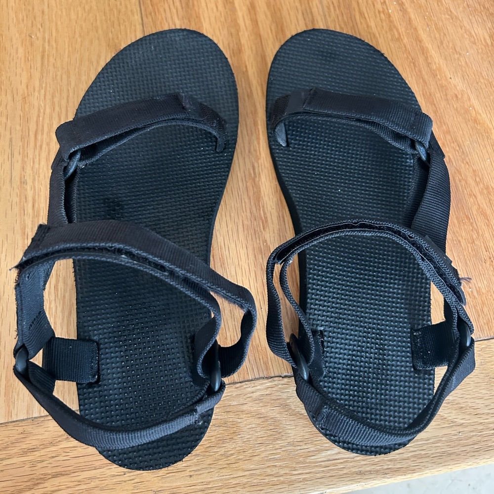 Teva Sandals - Size 8